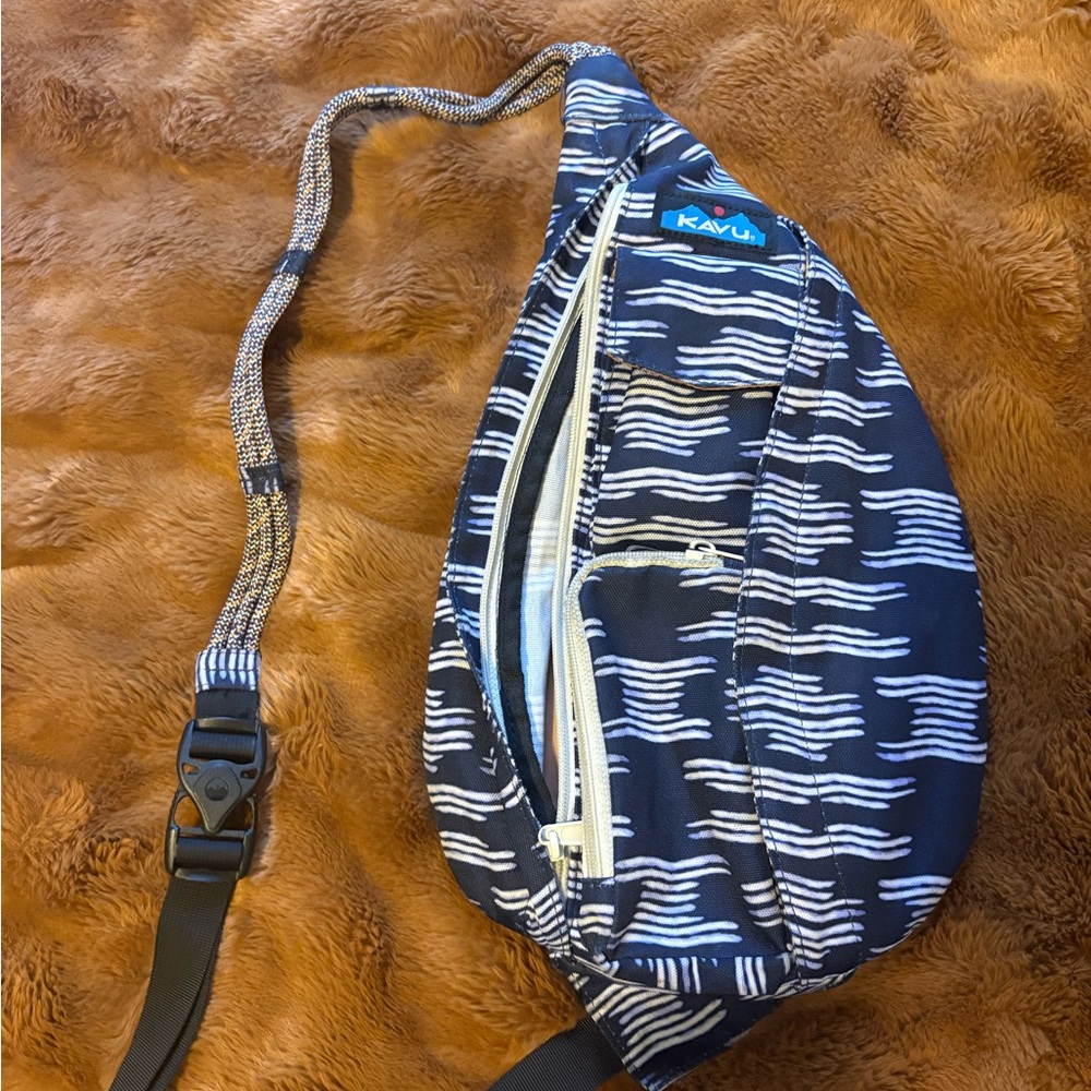 KAVU Navy and White Patterned Belt Bag
